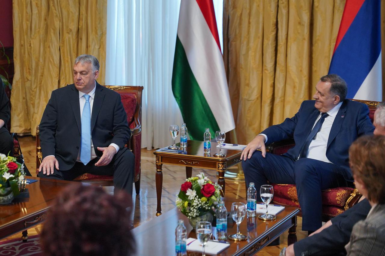 Orban i Dodik