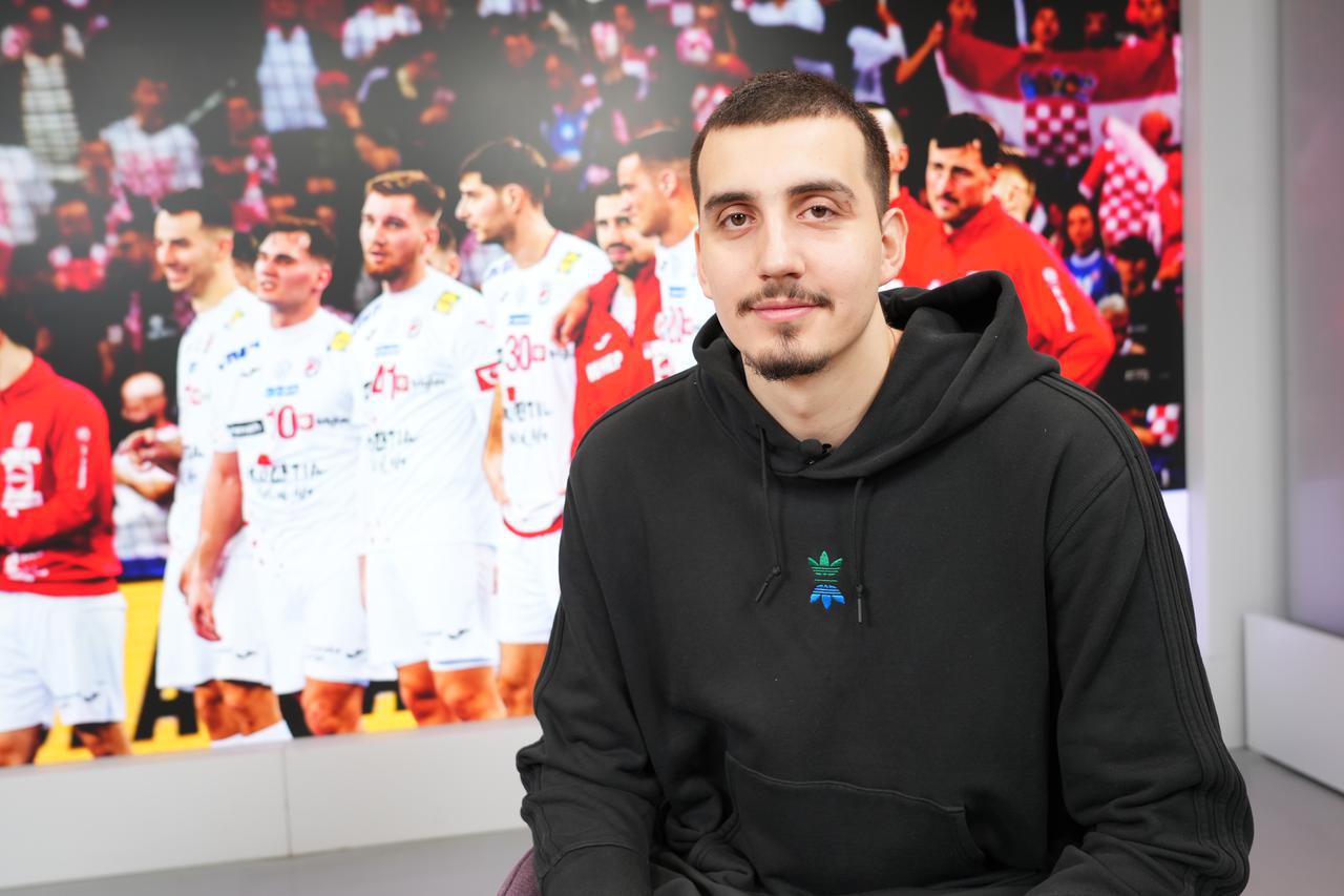 Matej Mandić