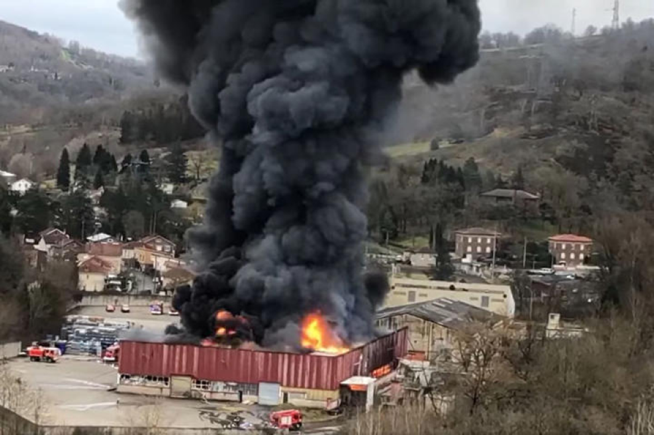tvornica u Francuskoj- požar