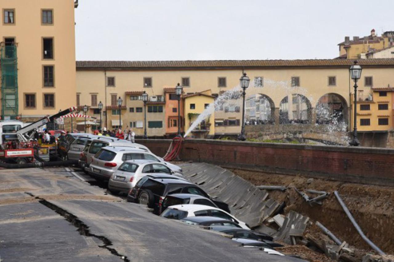 DRAMA U FIRENCI: