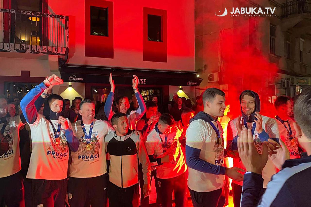 doček košarkaša u Širokom