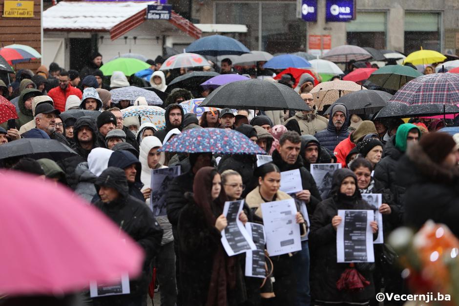 Prosvjed u Bihaću povodom smrti mladića