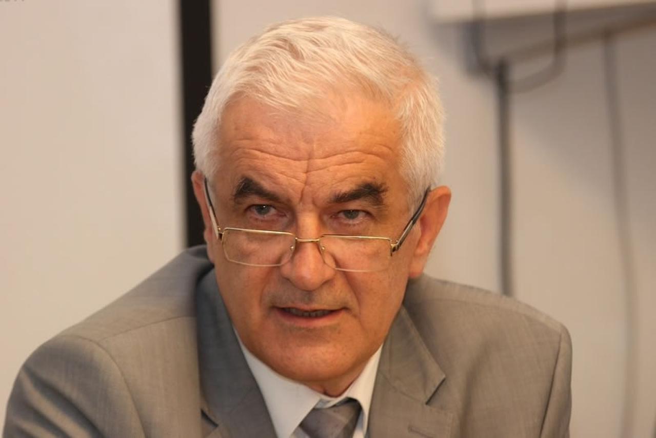 Vjekoslav Mandić 