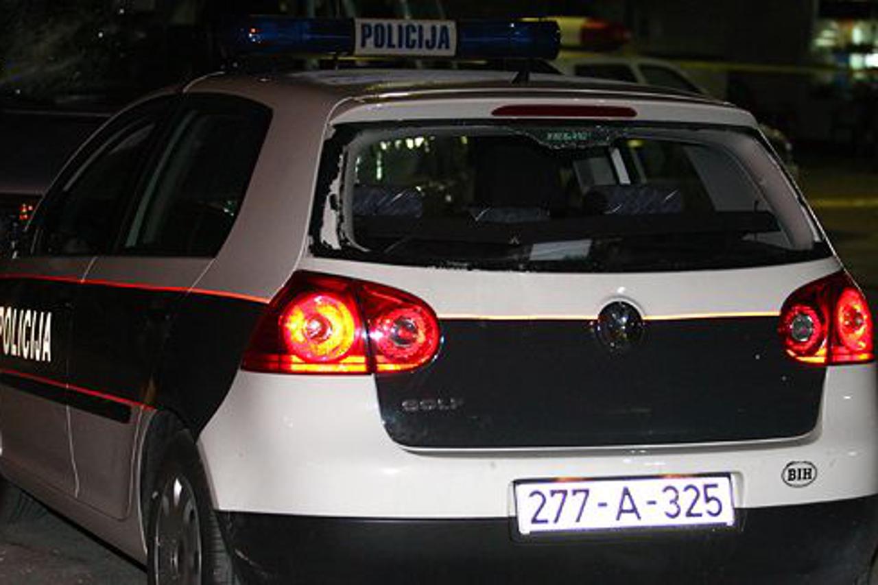 policija