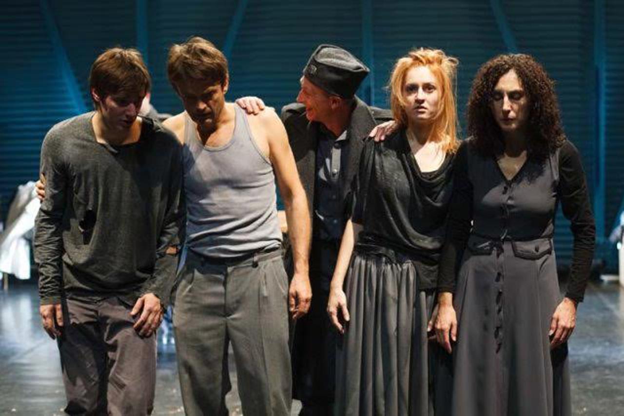 predstava "260 dana"