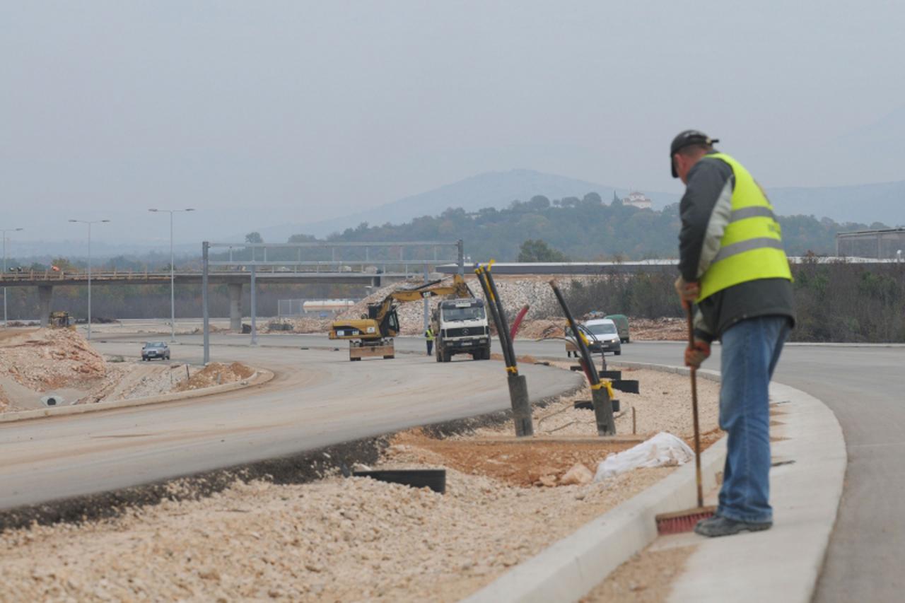 'bih...ljubuski...22.11.2012...koridor Vc, autocesta, poddionica zvirovici-kravice... foto: zoran grizelj vecernji list'