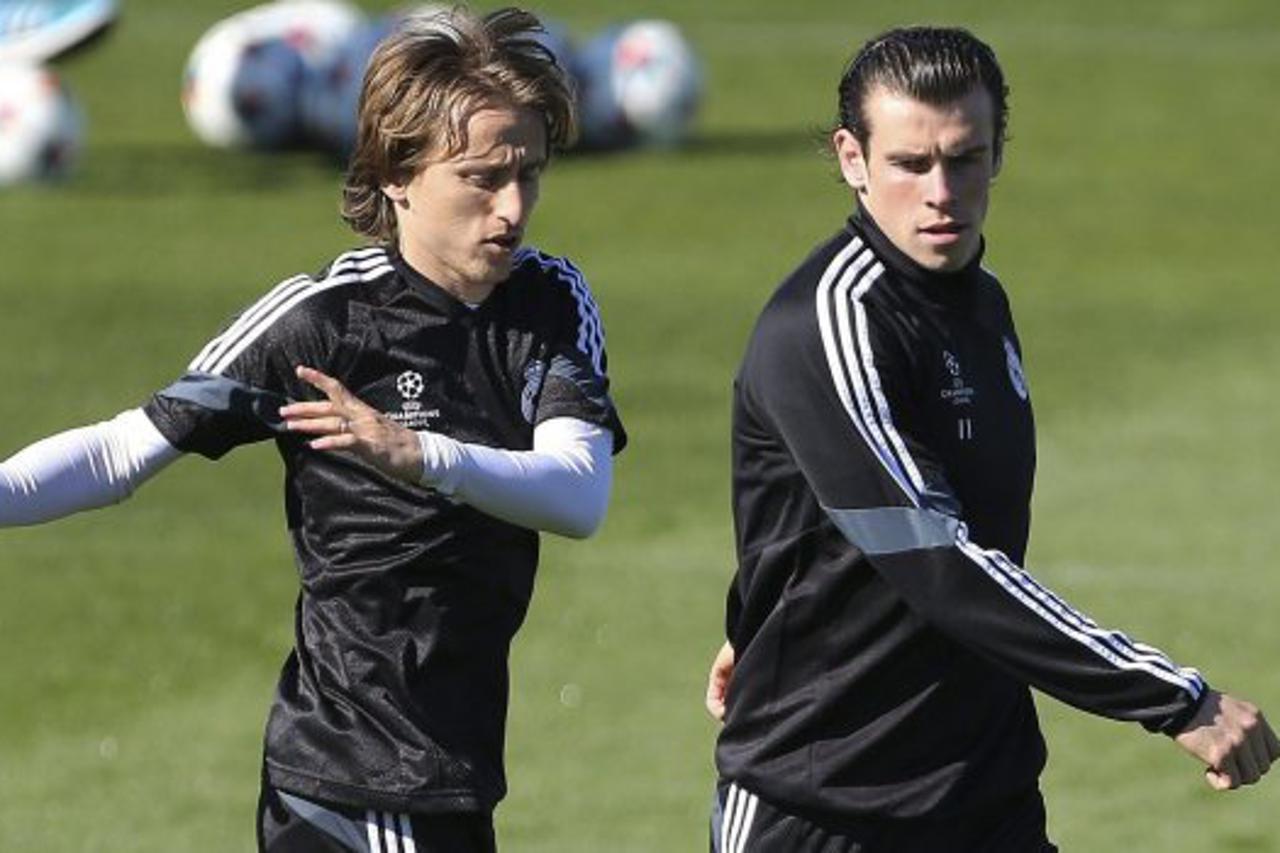 modrić bale