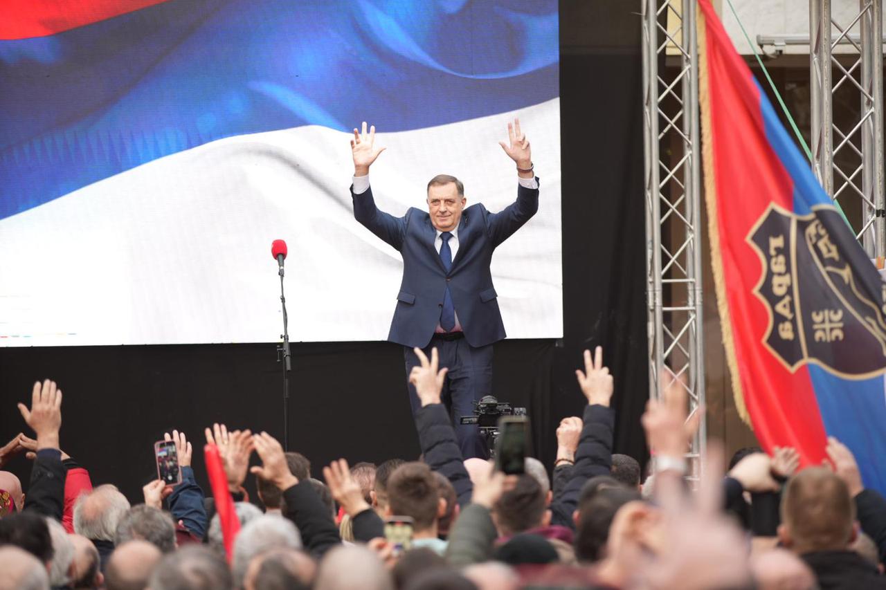 miting u rs-u, skup u banja luci, Milorad Dodik