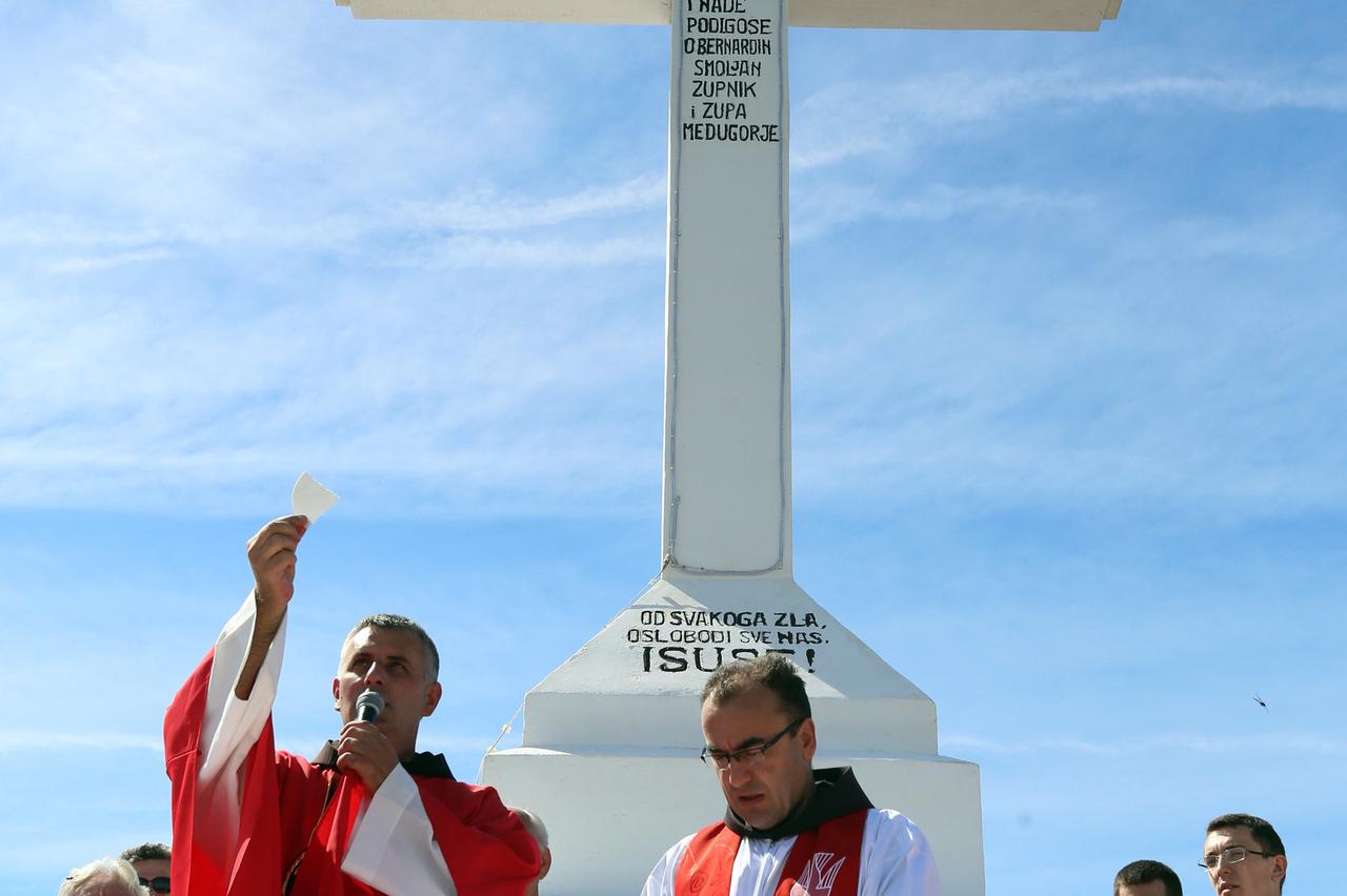 Misa na Križevcu. Medjugorje, 01.03.2016.Snimio:Marijan Sivrić
