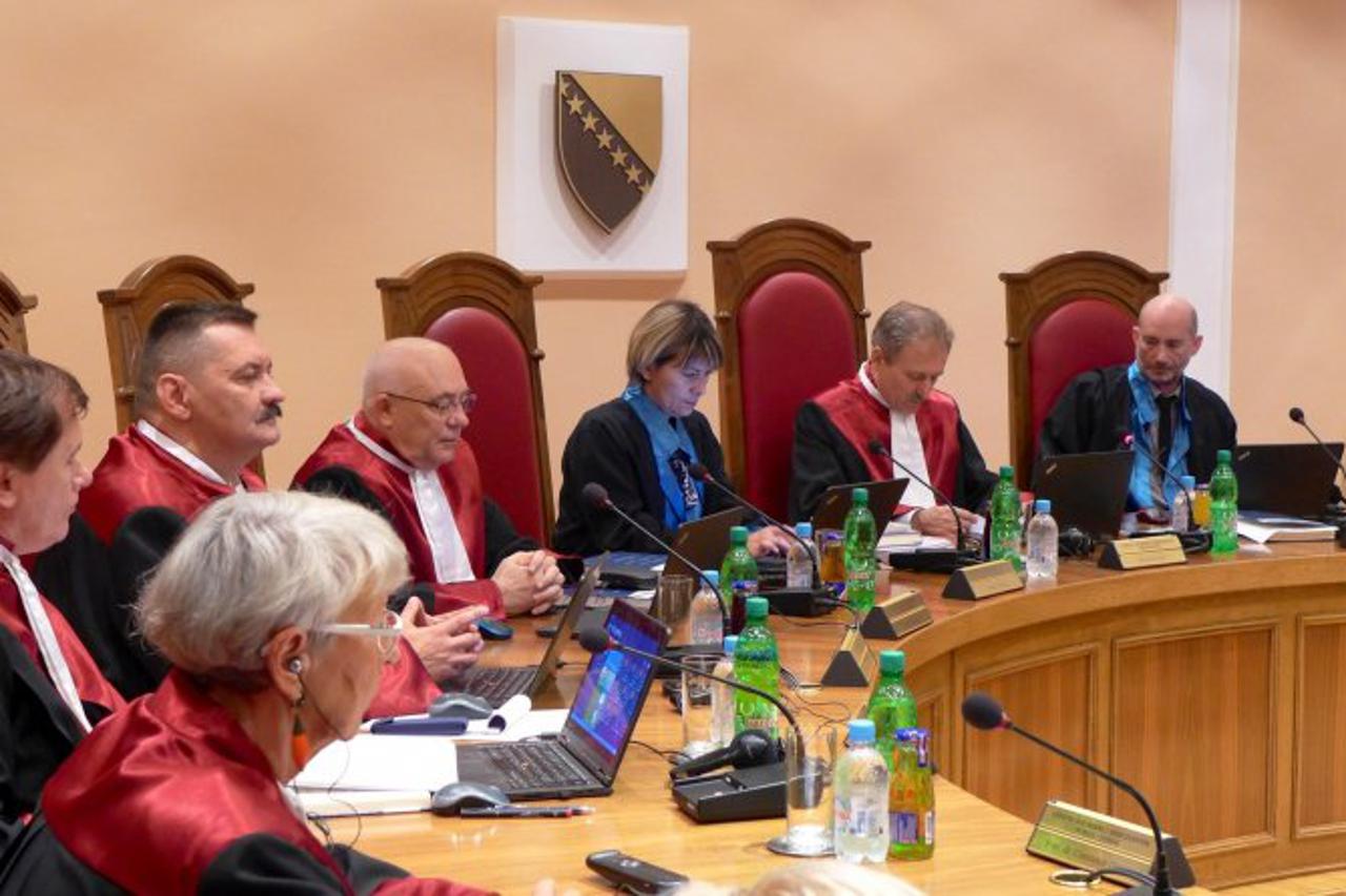 ustavni sud