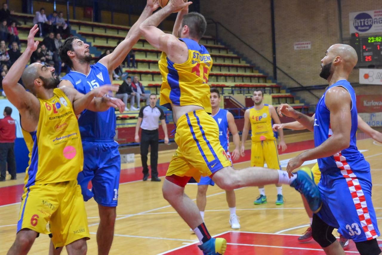 BiH,28.11.2015.Mostar ,Dvorana Bijeli brijeg,  Student - Siroki Photo:Stojan Lasic