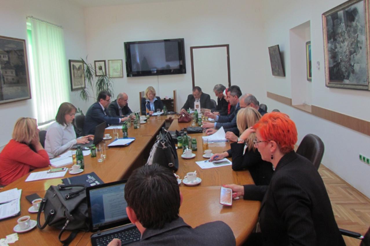 Savez opcina i gradova FBiH