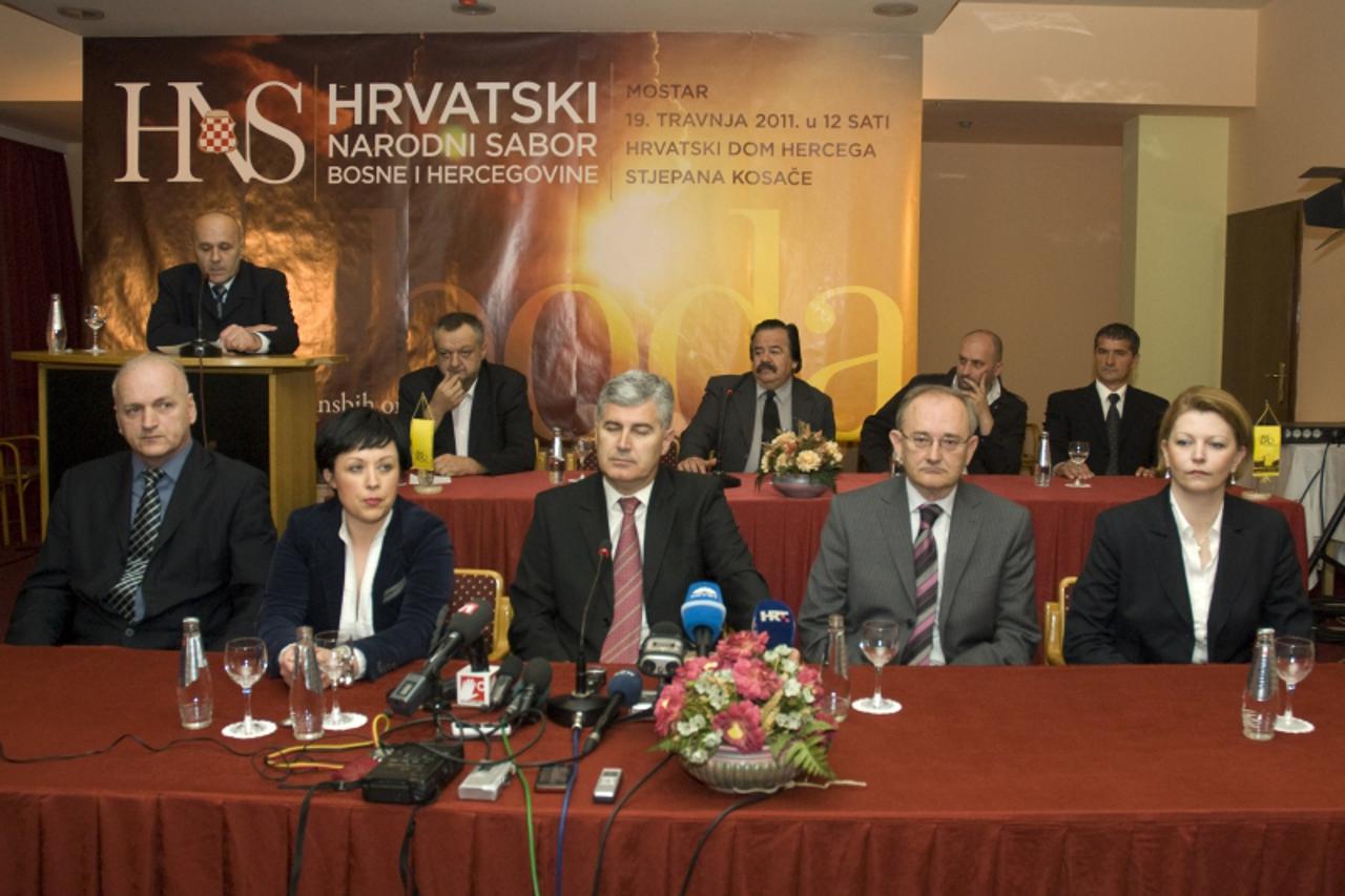 'bih...mostar...18.04.2011...hotel ero, presica, hrvatski narodni sabor bih foto: zoran grizelj vecernji list'