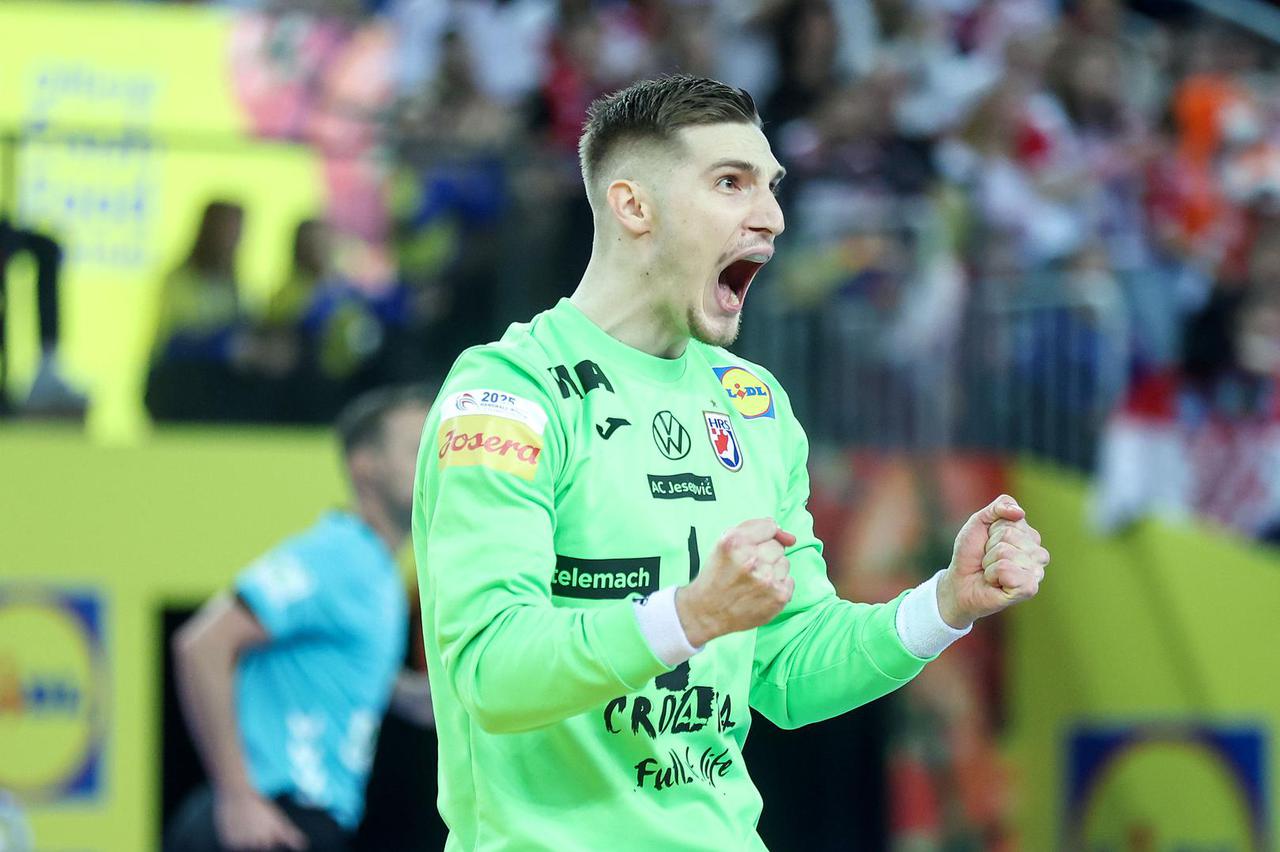 Dominik Kuzmanović