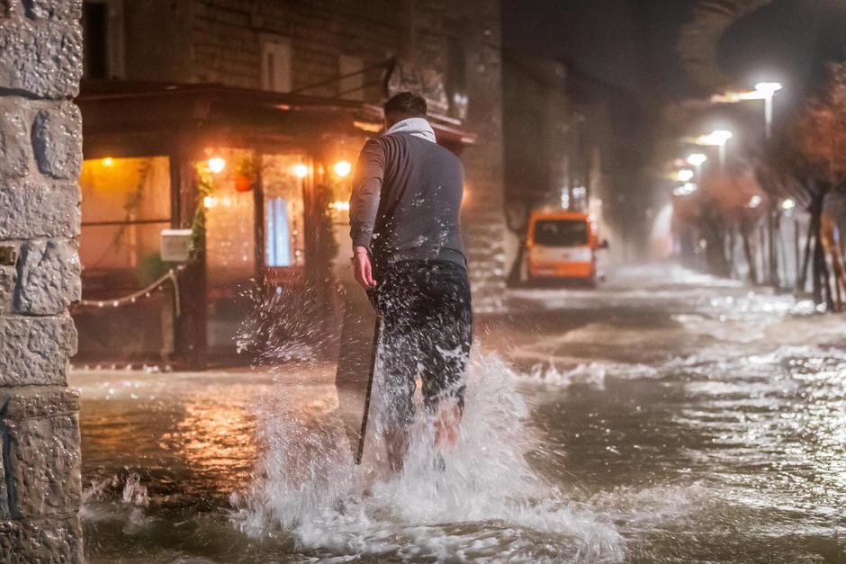 Nevrime Kašteli