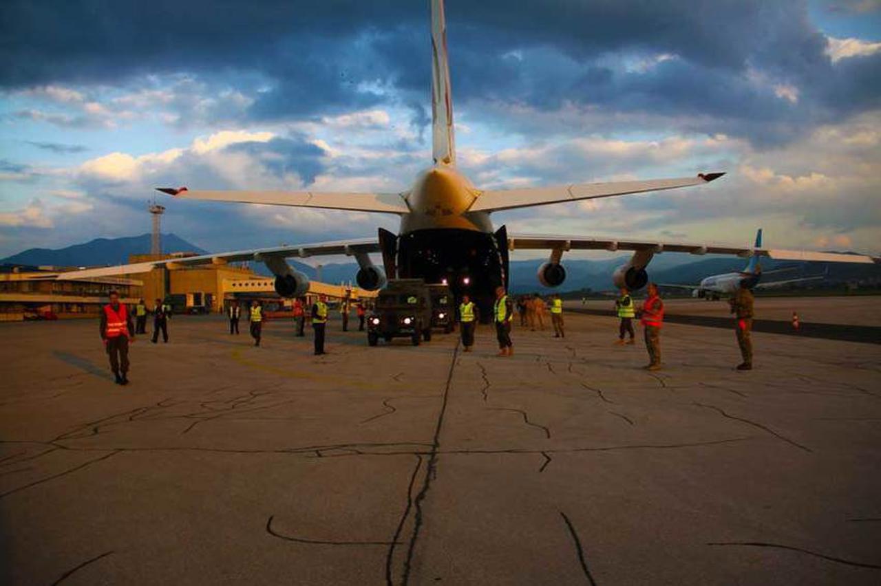  Antonov 124 