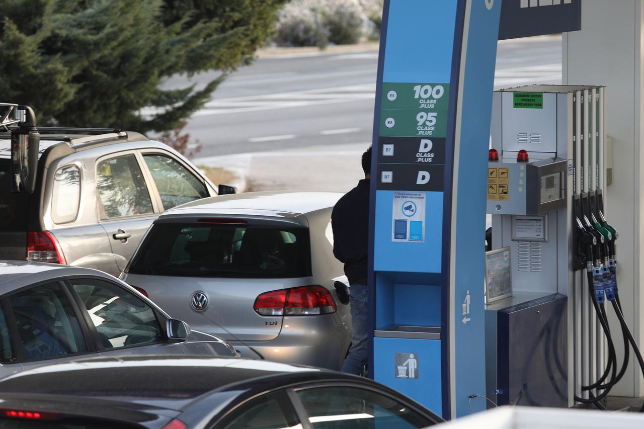 gorivo, benzinska crpka