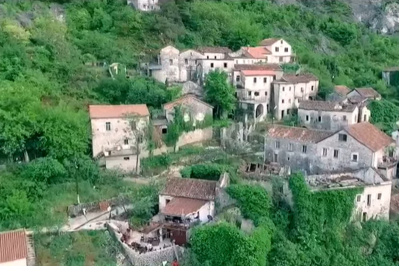 Godinje