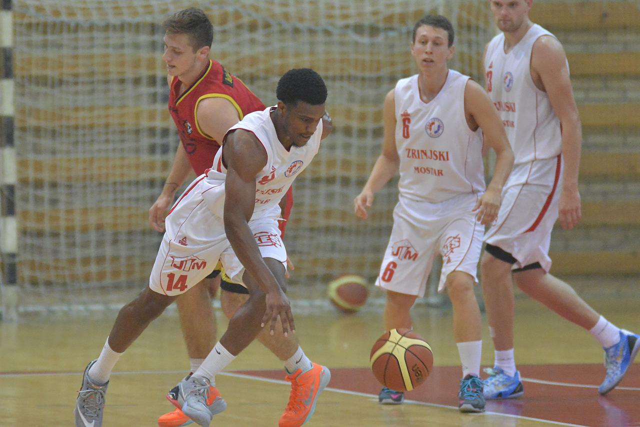 BiH,19.09.2015.Mostar Dvorana Bijeli brijeg, Student je u polufinalu svladao Leotar iz Trebinja s 80:72, a Zrinjski je u drugom polufinalu porazen od Gorice 58:69. Photo:Stojan Lasic