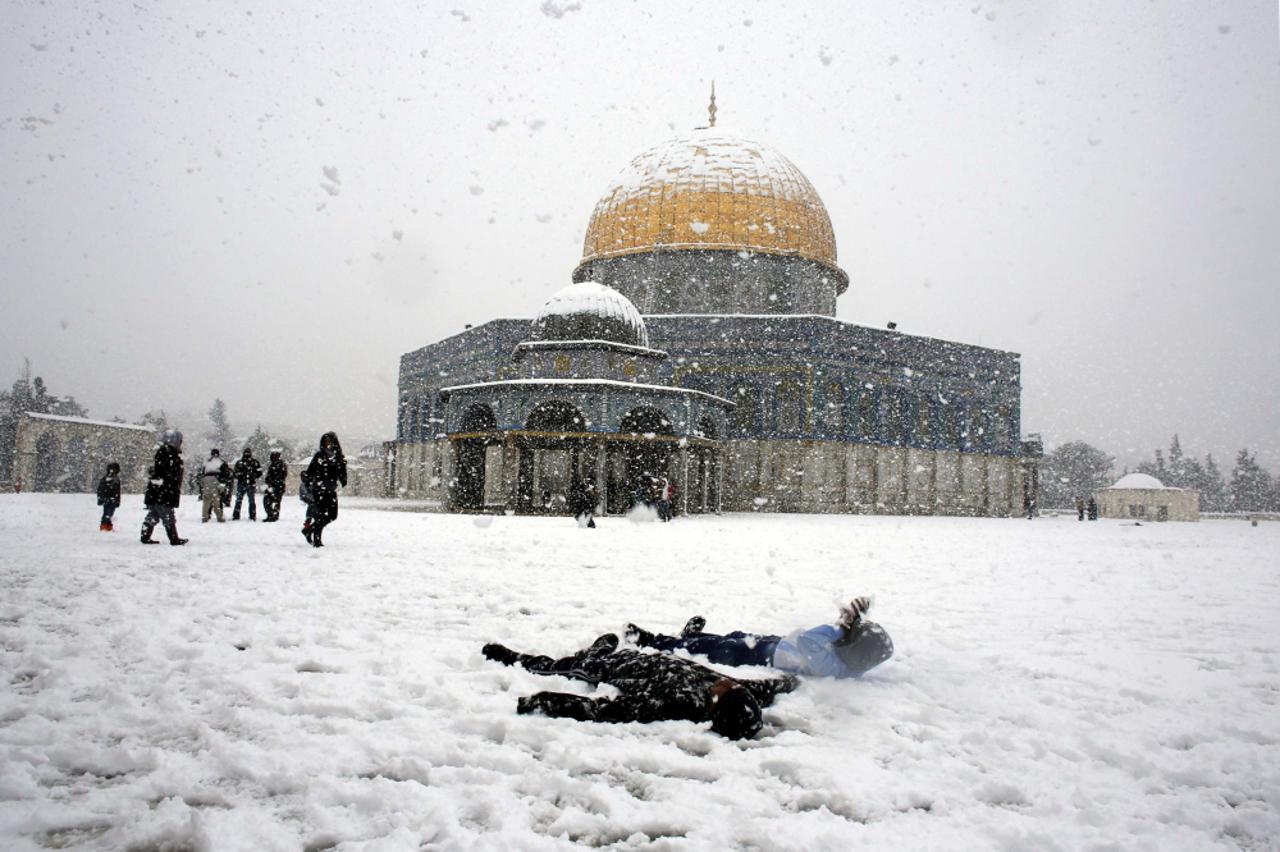 Snijeg u Jeruzalemu (1)