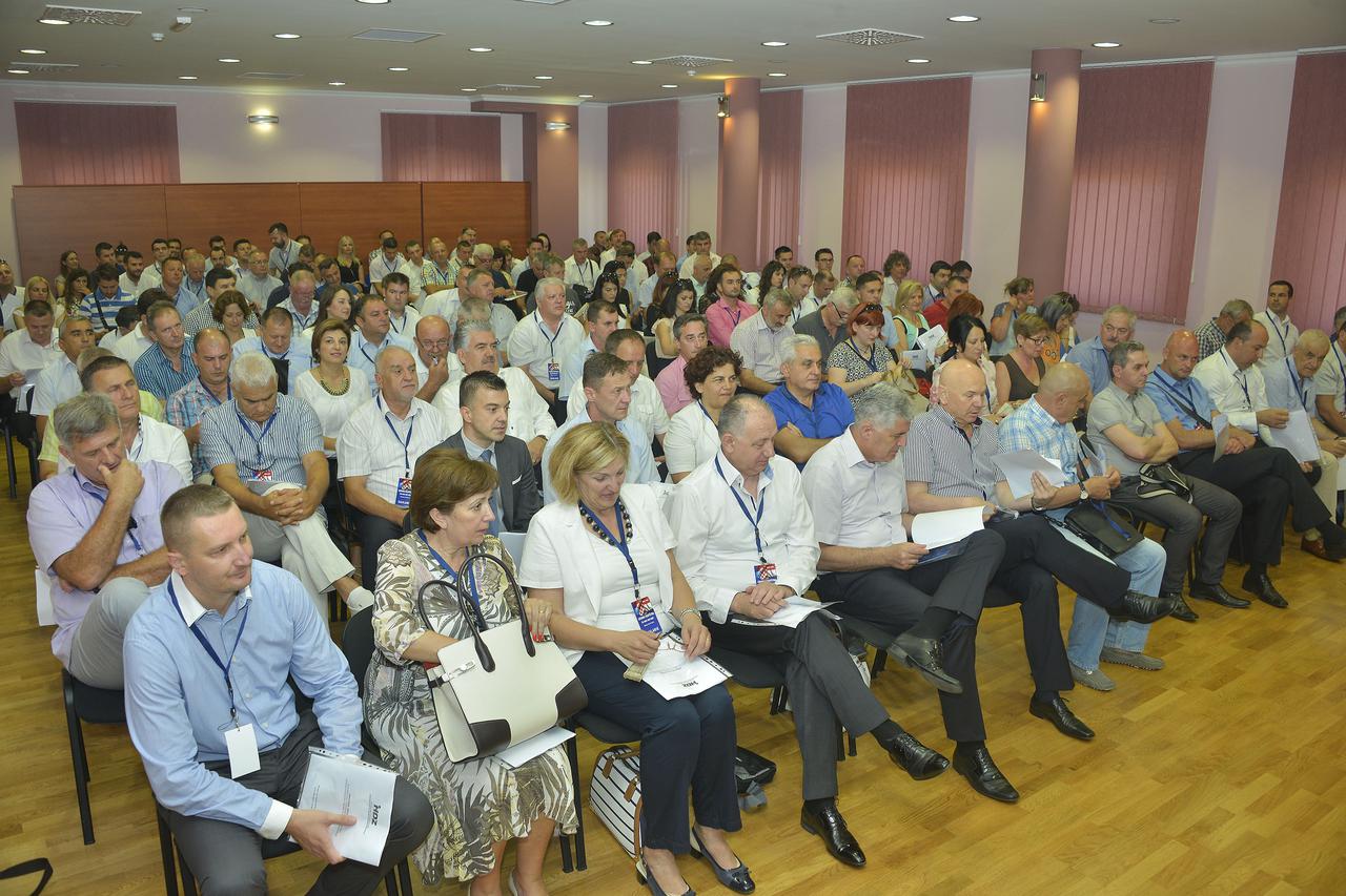 BiH;24.07.15. Mostar;  Dom HDZa  Izbori ZO HDZ BiH HNZ Snimio:Stole Lasic