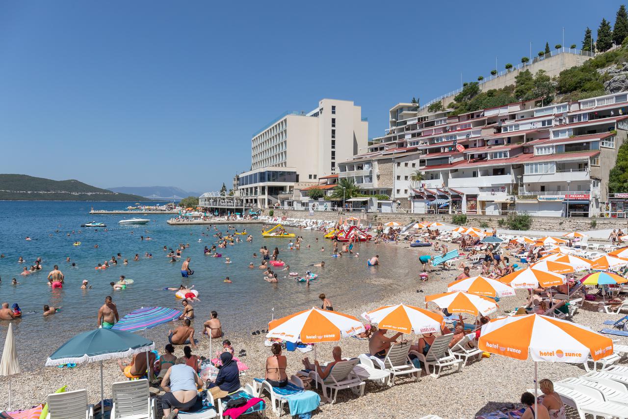 Neum