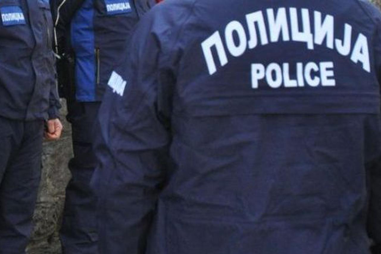 policija