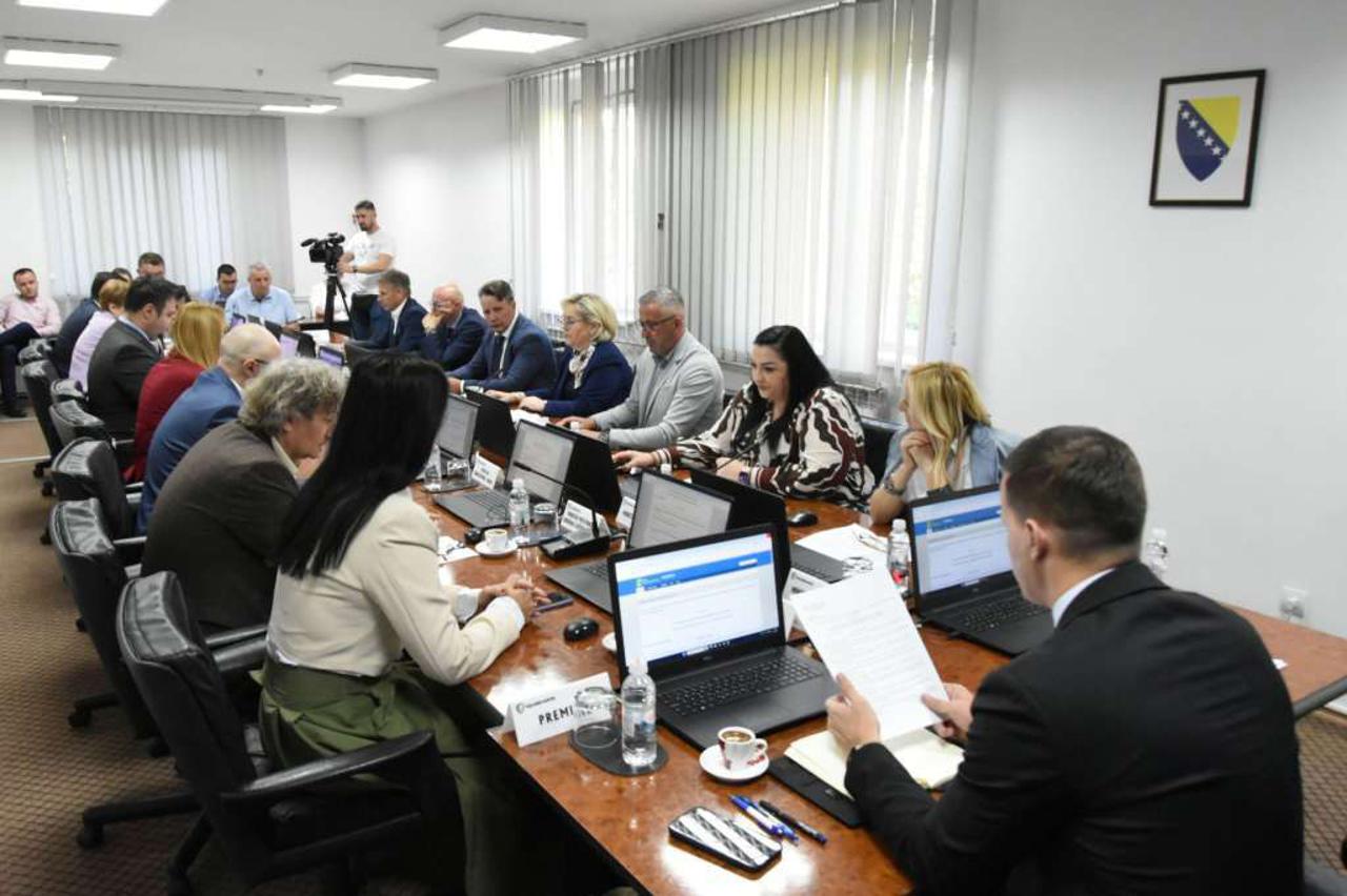 storyeditor/2026-05-05/vlada_tz.jpg