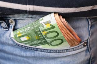 Koliko je novca normalno imati na tekućem računu?