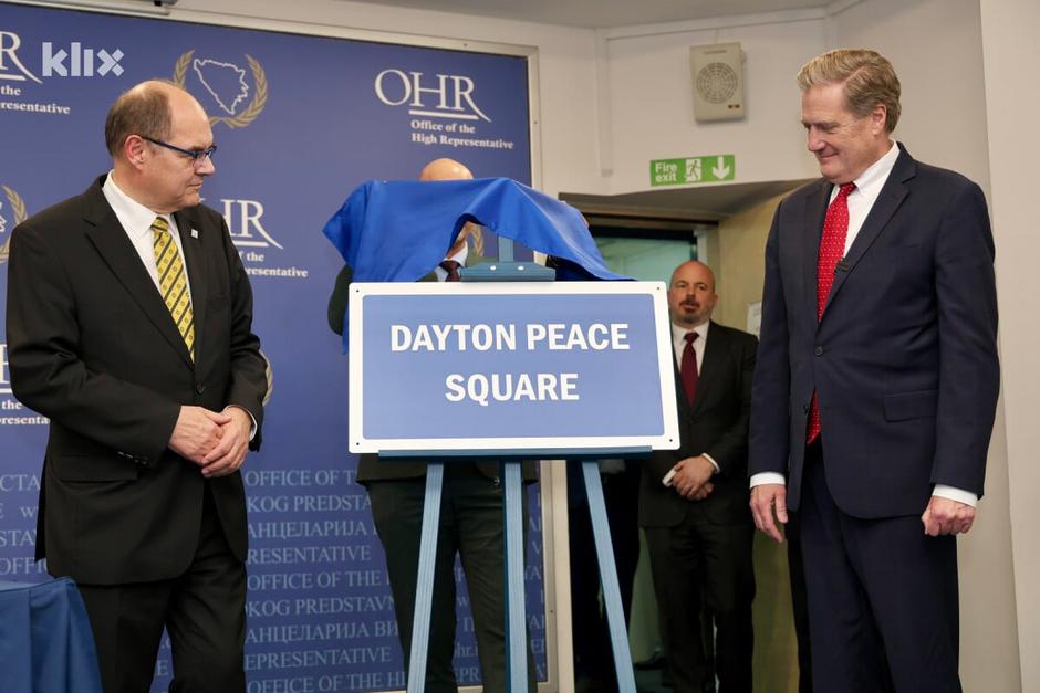Trg daytonskog mira