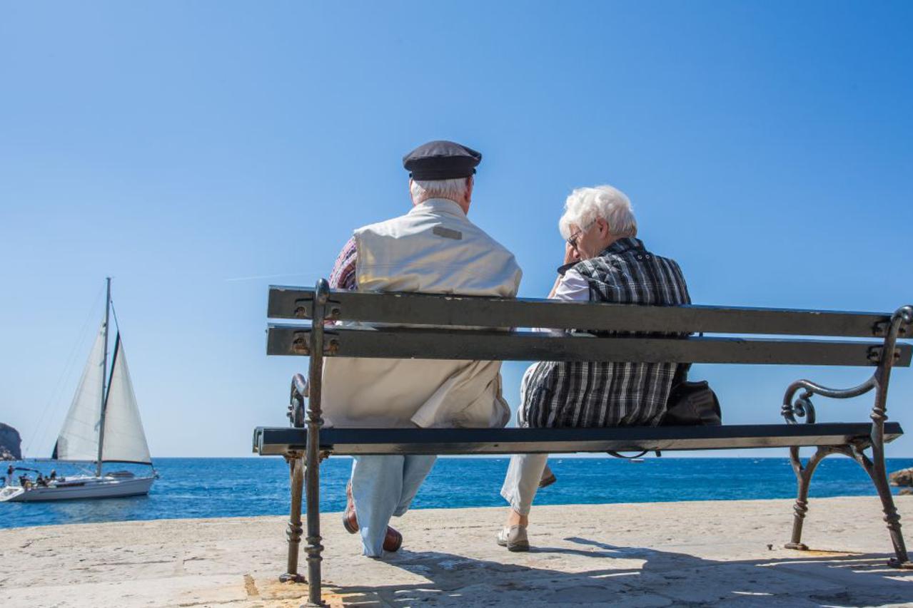 22.04.2015., Dubrovnik - Dolaskom proljeca i lijepog vremena, povecava se i broj turista koji uzivaju u razgledavanju stare gradske jezgre.  Photo: Grgo Jelavic/PIXSELL
