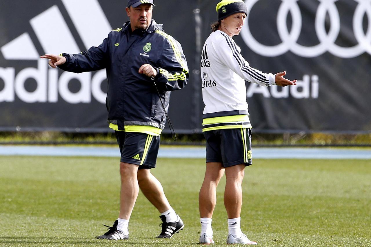 Luka Modrić, Rafael Benitez
