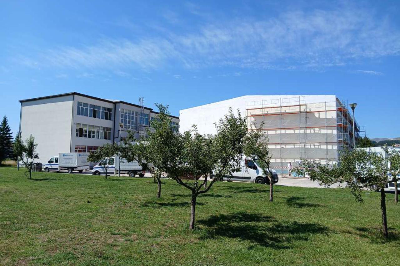 obnova škole u Tomislavgradu