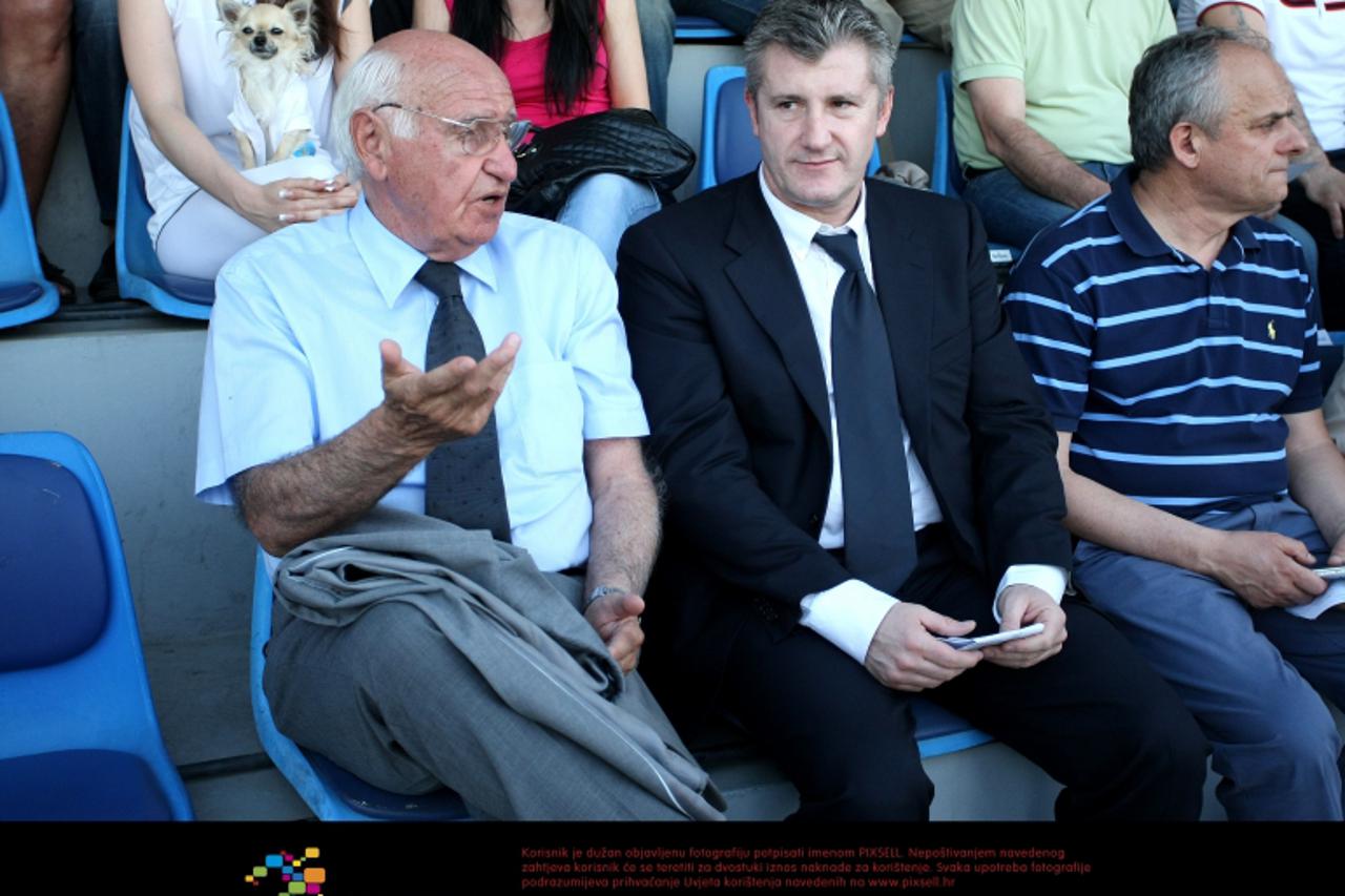 '02.05.2012., Osijek, Gradski vrt - Prva finalna utakmica Hrvatskog nogometnog kupa izmedju NK Osijek i GNK Dinamo. Vlatko Markovic i Davor Suker. Photo: Davor Javorovic/PIXSELL'