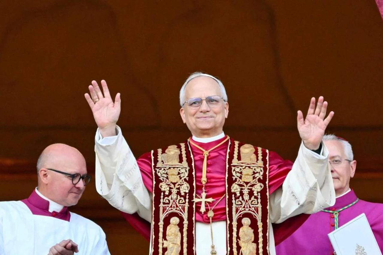 Papa Lav XIV.