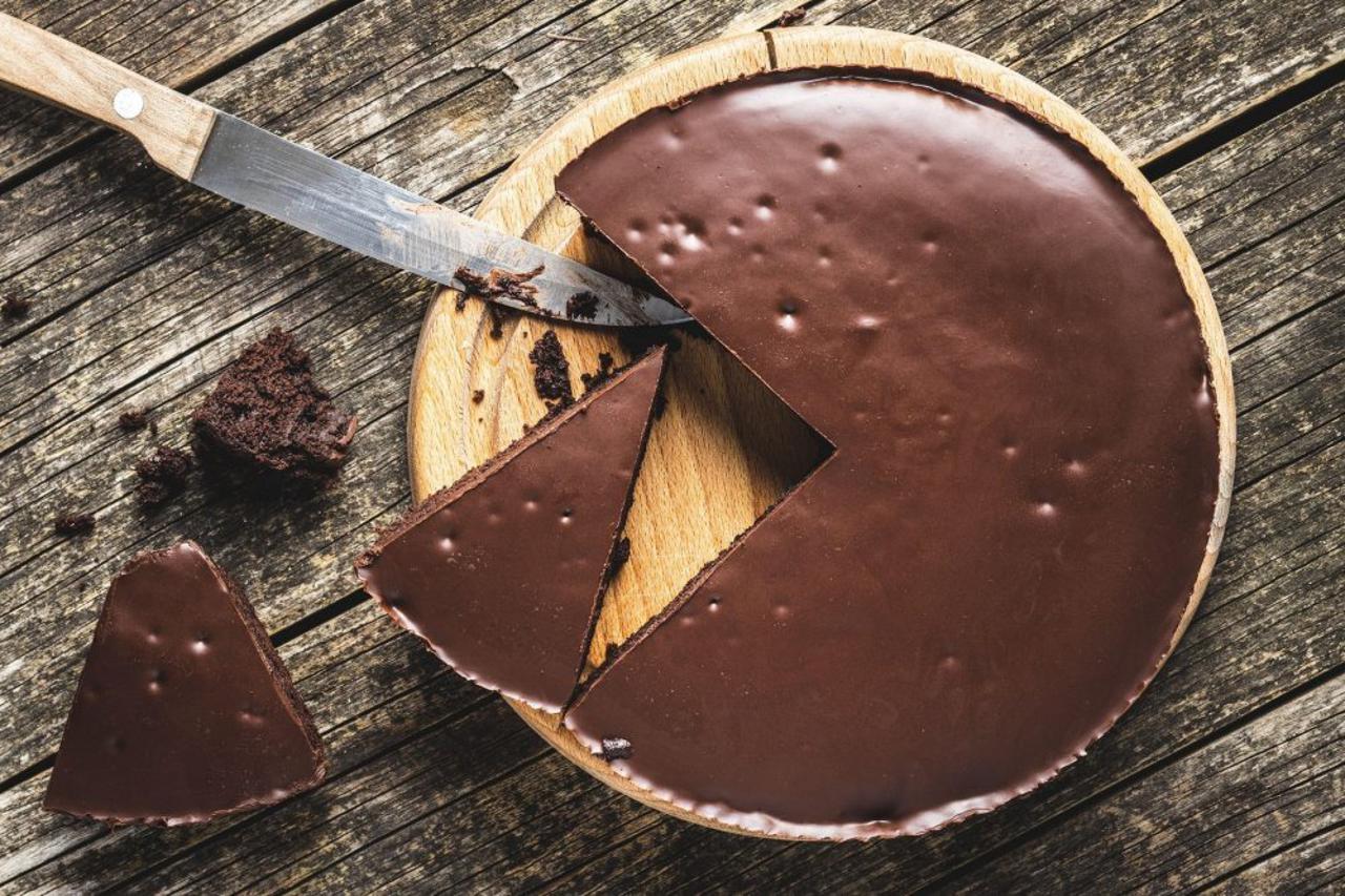 čokoladna torta