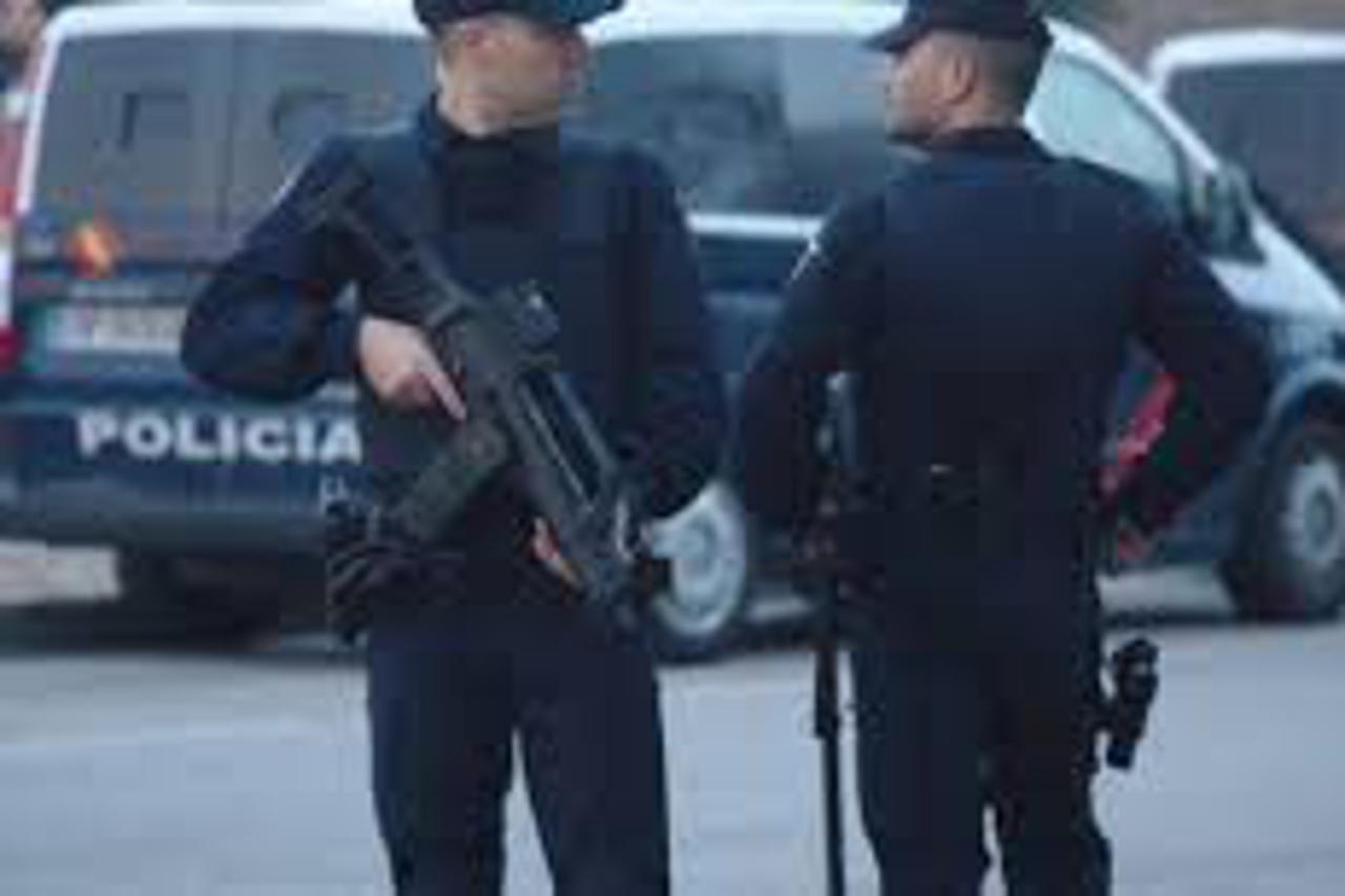 policija