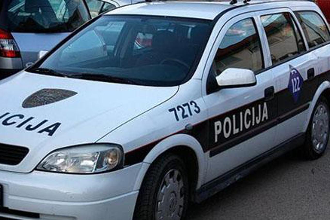 policija