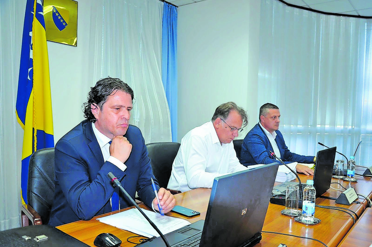 Vlada fbih