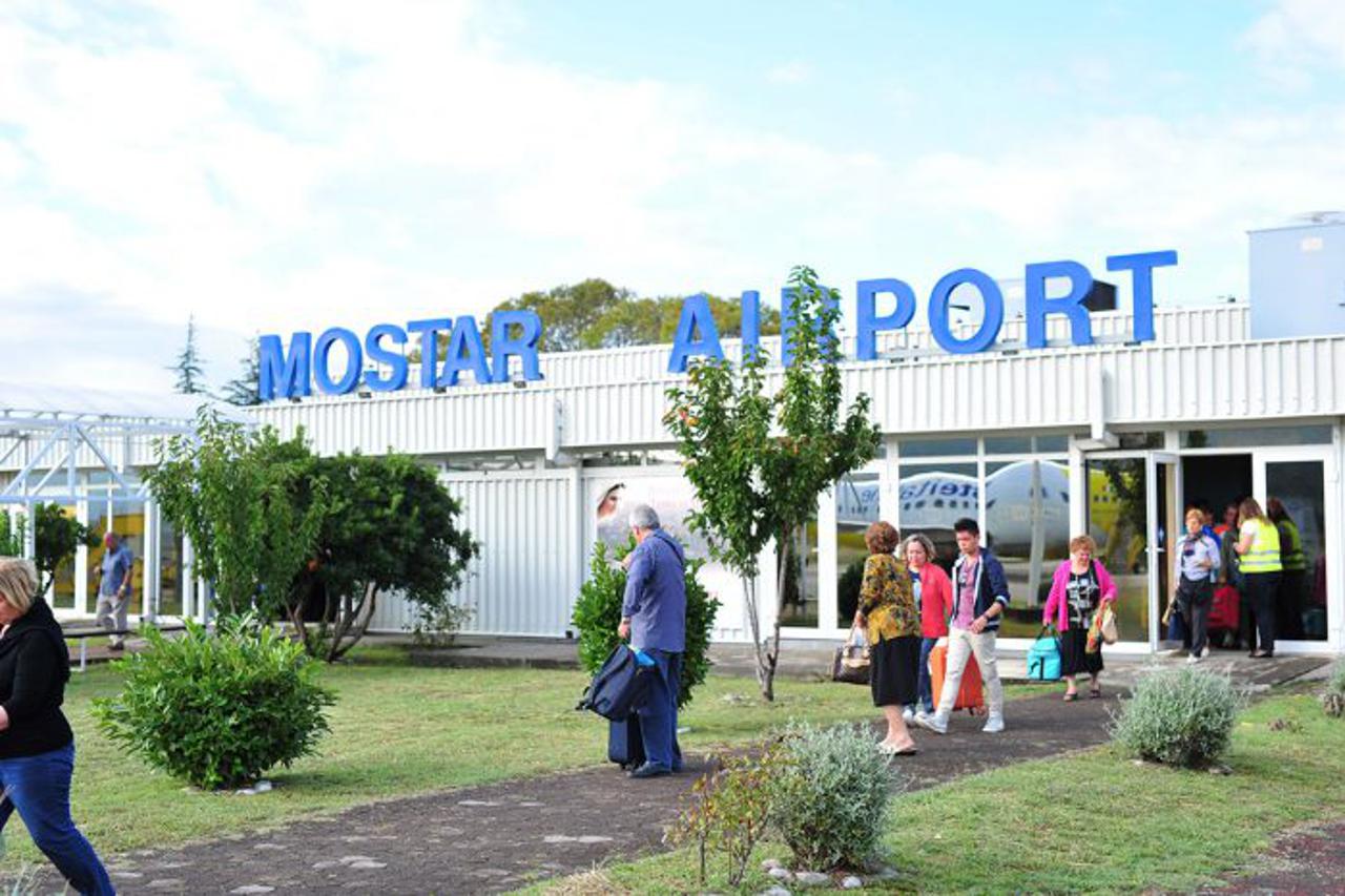 Zračna luka Mostar