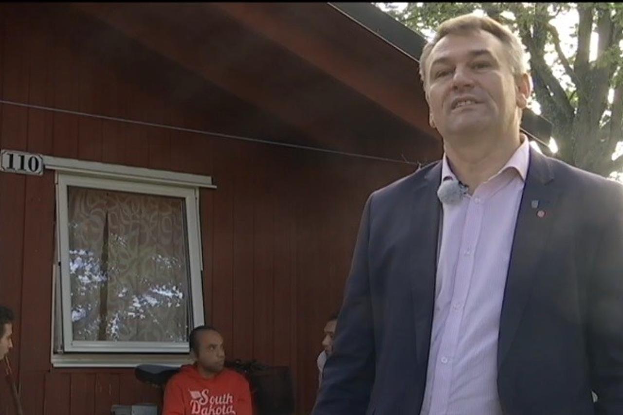 PriÄa Ilke ÄoroviÄa iz Banja Luke, zvuÄi kao moderna bajka, sa sretnim zavrÅ¡etkom. Ovaj danas ÄetrdesetosmogodiÅ¡njak protjeran je iz rodnog mjesta, a ruku spasa su mu ponudili dobri ljudi u dalekoj Å vedskoj gdje nikada nije mislio da Äe kroÄiti 