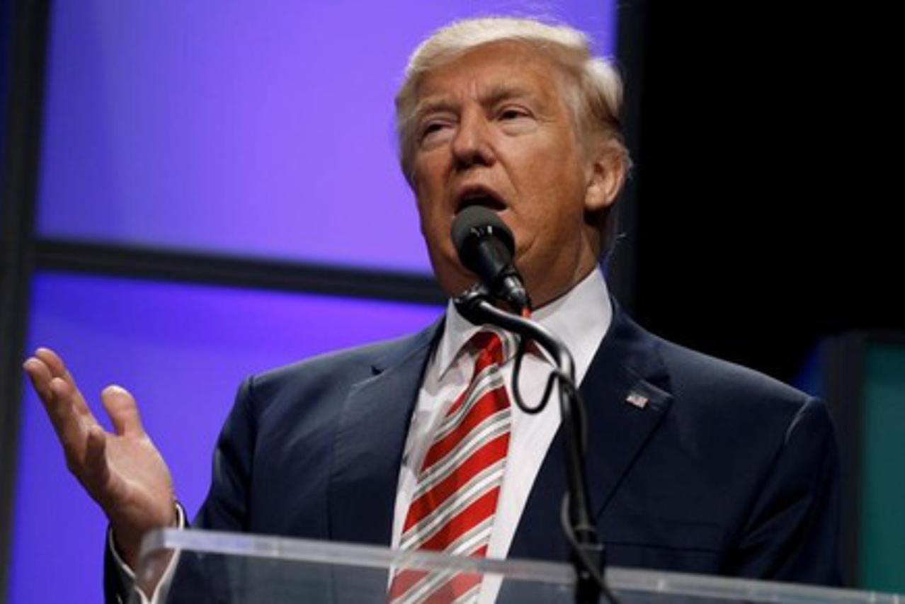  Donald Trump