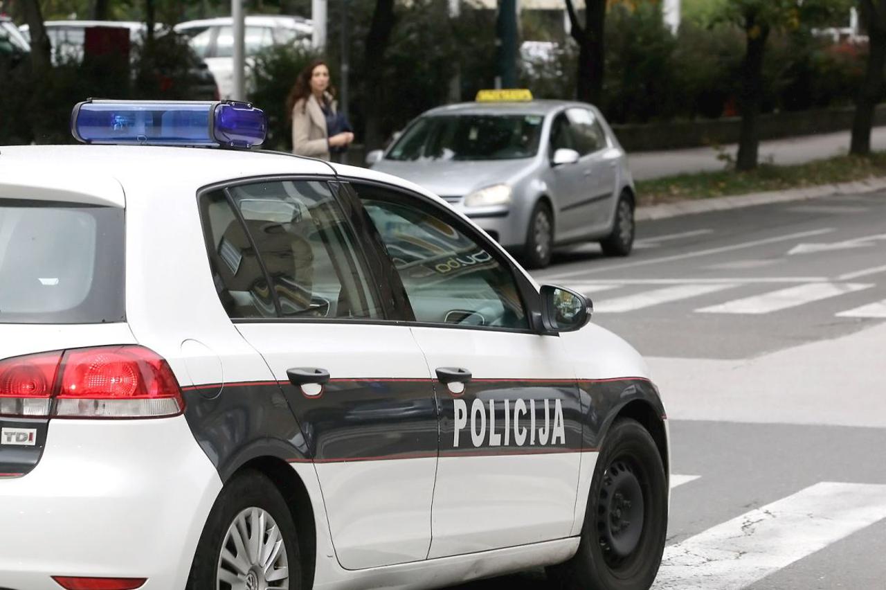 policija