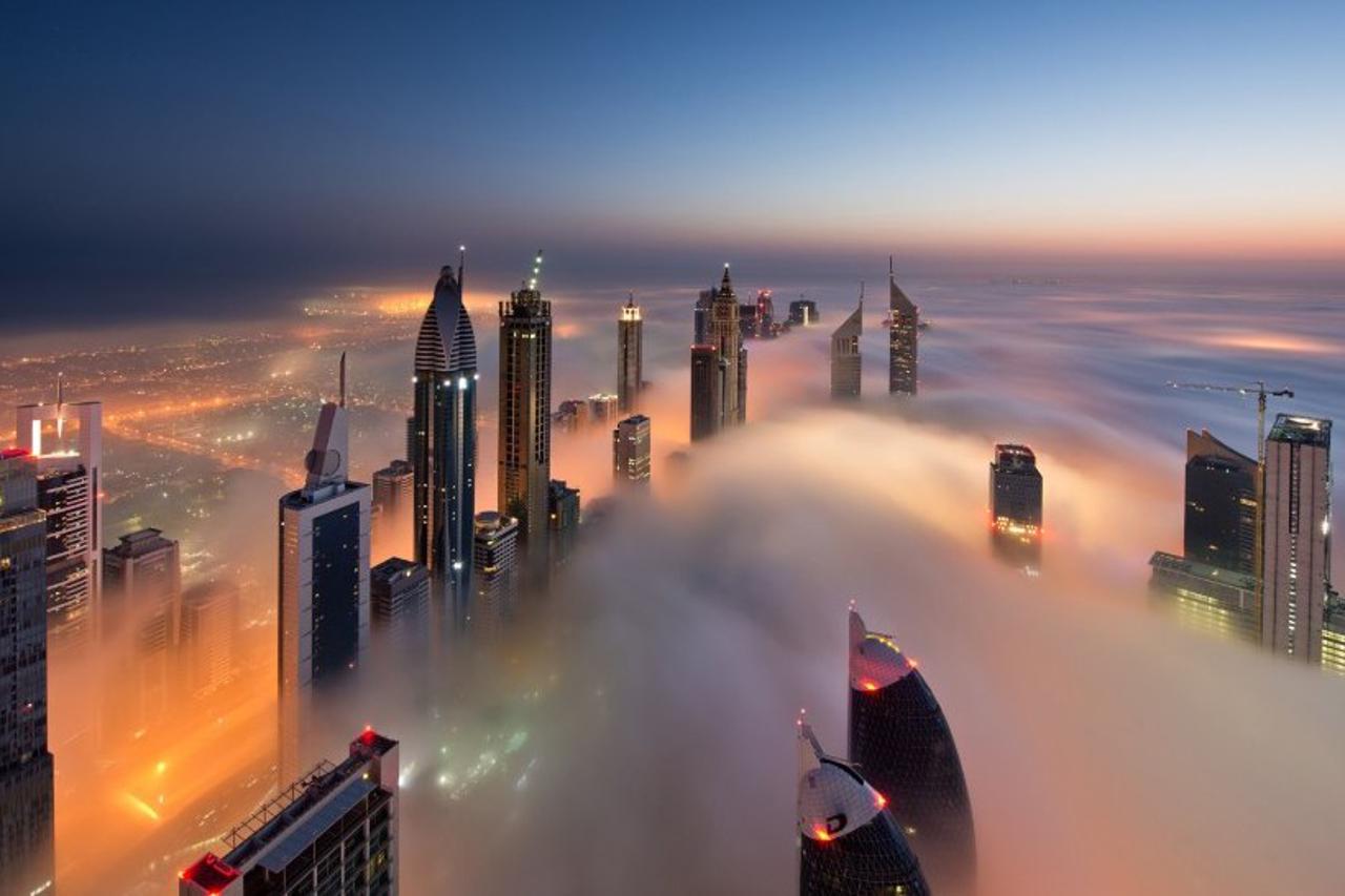 Dubai, portal (1)