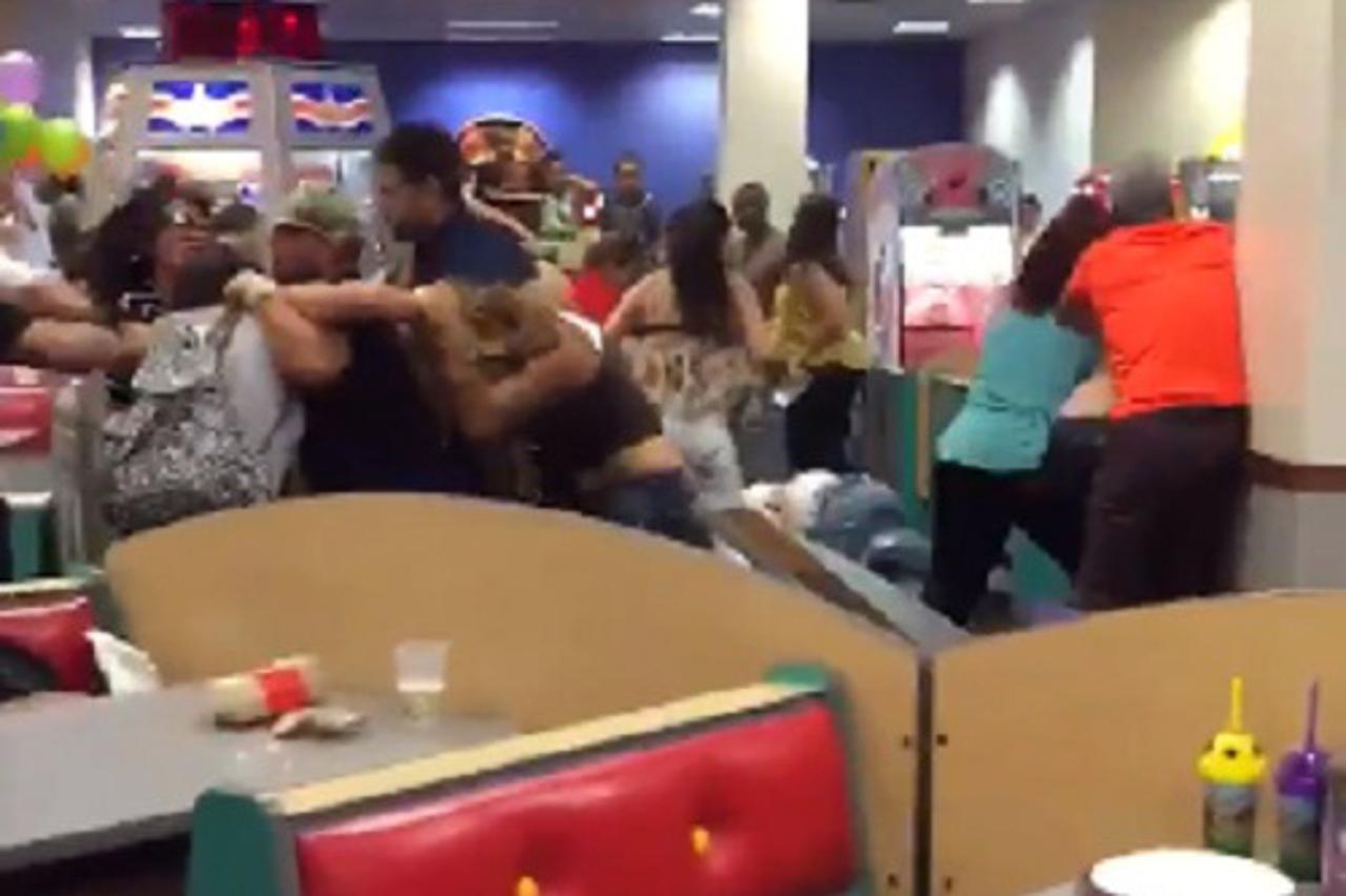 SNIMKA KOJA JE POHARALA TWITTER: 