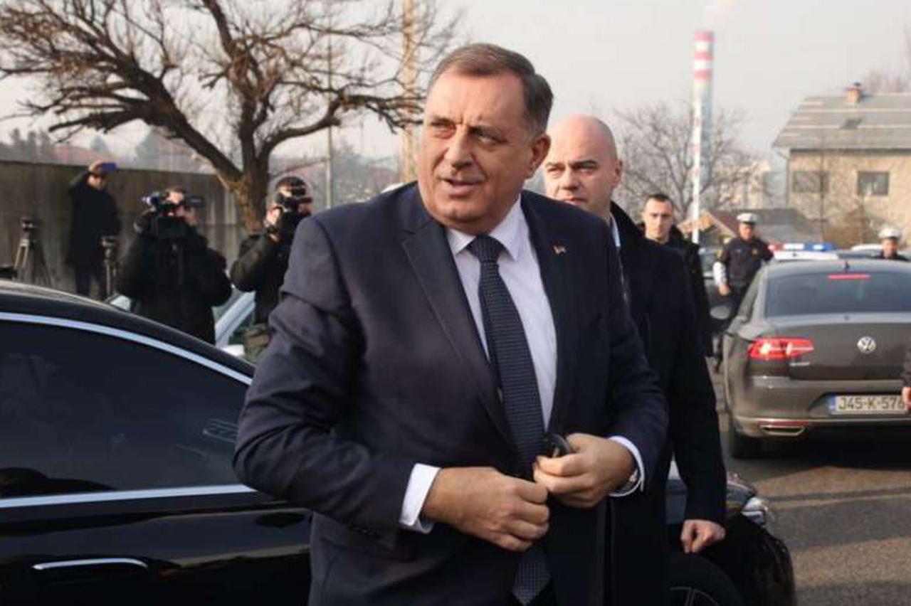 Milorad Dodik ispred Suda