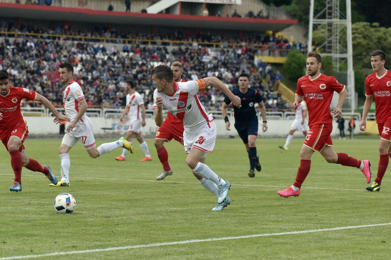 BiH,04.05.2016.Siroki, Bijeli Brijeg,  Prvetvena nogometna utakmica    Zrinjski -Velez Photo:Stojan Lasic
