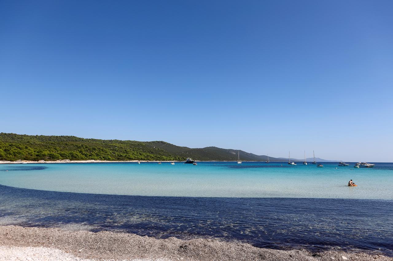 Pješčana plaža Sakarun na Dugom otoku