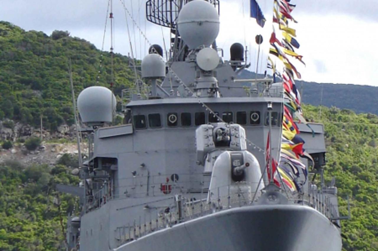 'BIH-14.10.2007 Neum Turski ratni brod opet u Neumu Snimio Frano Matic'
