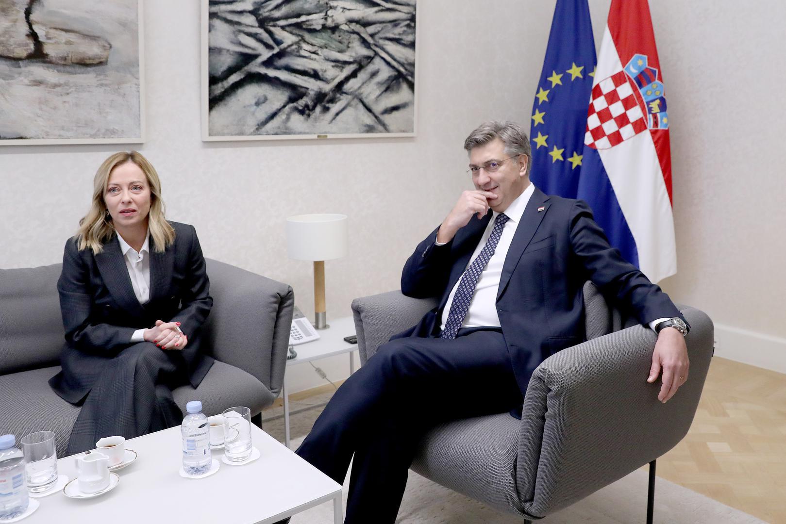 Ima kćer Ginevru, koju je dobila s televizijskim novinarom Andreom Giambrunom. 